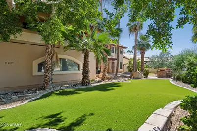 11621 S Blackfoot Drive, Phoenix, AZ 85044 - Photo 8