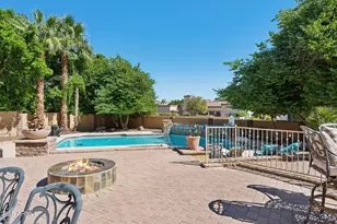 11621 S Blackfoot Dr, Phoenix, AZ 85044 - Photo 88