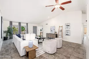 2346 E Mescal St, Phoenix, AZ 85028 - Photo 4