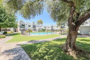 302 E Monte Vista Rd, Phoenix, AZ 85004 - Photo 18