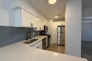 302 E Monte Vista Rd, Phoenix, AZ 85004 - Photo 2