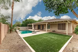 18456 W Paradise Ln, Surprise, AZ 85388 - Photo 42