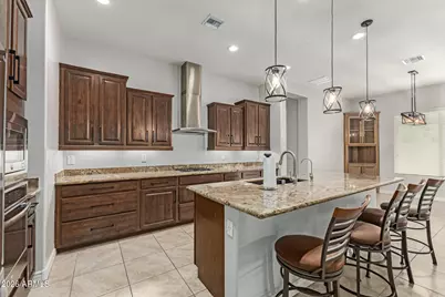 18456 W Paradise Lane, Surprise, AZ 85388 - Photo 16