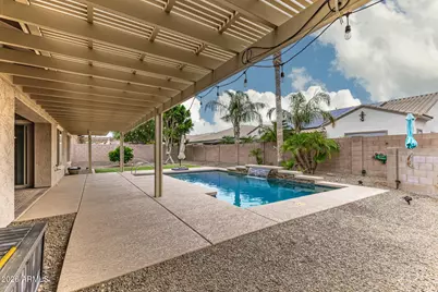 18456 W Paradise Lane, Surprise, AZ 85388 - Photo 40