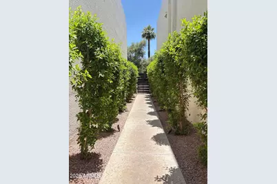 302 E Monte Vista Road #A16, Phoenix, AZ 85004 - Photo 16