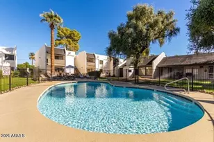 302 E Monte Vista Rd, Phoenix, AZ 85004 - Photo 4