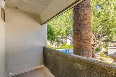 302 E Monte Vista Road #A16, Phoenix, AZ 85004 - Photo 10