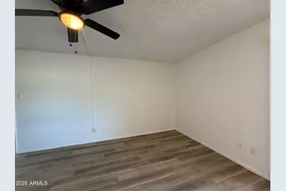 302 E Monte Vista Road #A16, Phoenix, AZ 85004 - Photo 4