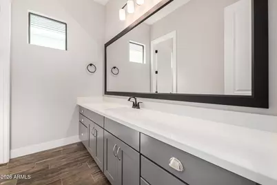 9818 S 7th Place, Phoenix, AZ 85042 - Photo 32