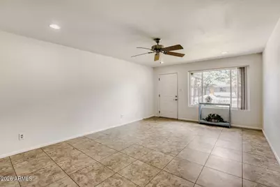 233 E Cairo Drive, Tempe, AZ 85282 - Photo 4