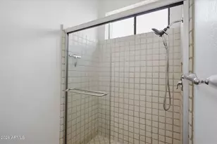 10520 N 78th Pl, Scottsdale, AZ 85258 - Photo 18