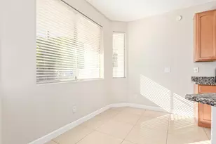 2214 N 28th St, Phoenix, AZ 85008 - Photo 22