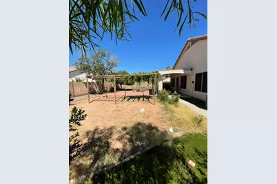 2460 E Whitten Street, Chandler, AZ 85225 - Photo 2