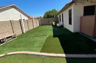 2460 E Whitten St, Chandler, AZ 85225 - Photo 10