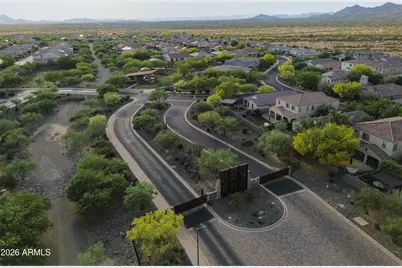 114 E Pasaro Drive, Phoenix, AZ 85085 - Photo 32