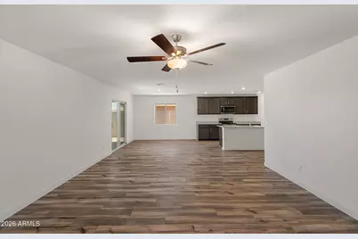 665 W Red Hawk Court, Casa Grande, AZ 85122 - Photo 4