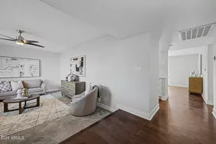 3918 S Willow Dr, Tempe, AZ 85282 - Photo 12