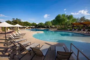 3985 E Hummingbird Ln, Phoenix, AZ 85050 - Photo 38