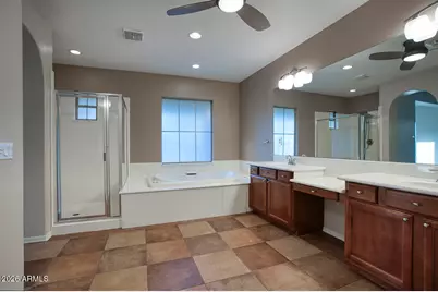 3985 E Hummingbird Lane, Phoenix, AZ 85050 - Photo 18