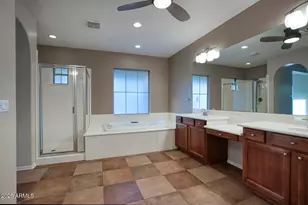 3985 E Hummingbird Ln, Phoenix, AZ 85050 - Photo 18