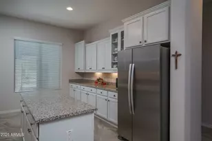 16527 W Valencia Dr, Goodyear, AZ 85338 - Photo 8