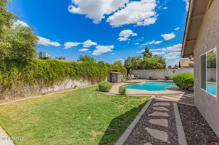 7366 W Sierra St, Peoria, AZ 85345 - Photo 40