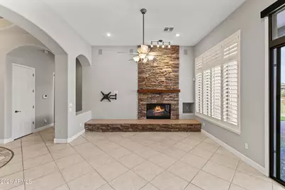 415 E Desert Wind Drive, Phoenix, AZ 85048 - Photo 8