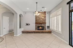 415 E Desert Wind Dr, Phoenix, AZ 85048 - Photo 8