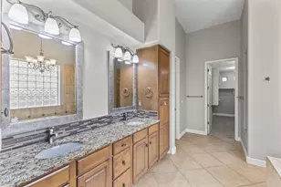 415 E Desert Wind Dr, Phoenix, AZ 85048 - Photo 24