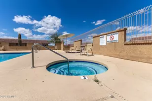 409 W Blackhawk Dr, Phoenix, AZ 85027 - Photo 34