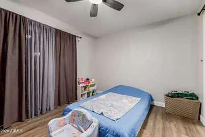 409 W Blackhawk Drive #5, Phoenix, AZ 85027 - Photo 20