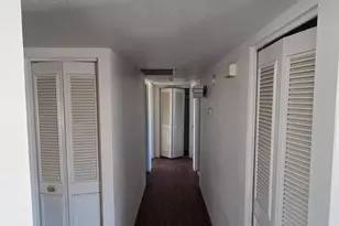 5327 N 40th Ln, Phoenix, AZ 85019 - Photo 4