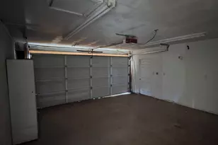 5327 N 40th Ln, Phoenix, AZ 85019 - Photo 14