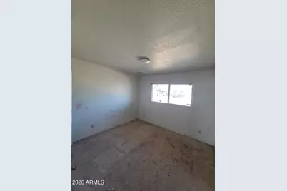 5327 N 40th Lane, Phoenix, AZ 85019 - Photo 8