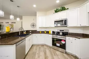 17618 W Crocus Dr, Surprise, AZ 85388 - Photo 12