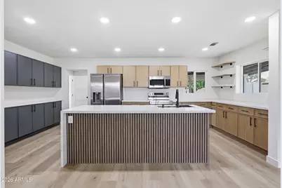 3144 N 34th Street, Phoenix, AZ 85018 - Photo 2
