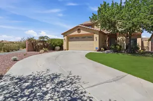 16464 W Honeysuckle Dr, Surprise, AZ 85387 - Photo 2