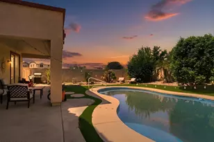 16464 W Honeysuckle Dr, Surprise, AZ 85387 - Photo 34