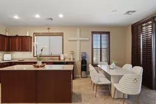 16464 W Honeysuckle Dr, Surprise, AZ 85387 - Photo 10