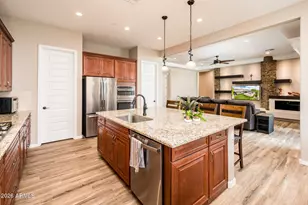 11581 W Red Hawk Dr, Peoria, AZ 85383 - Photo 18