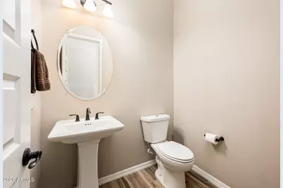 11581 W Red Hawk Drive, Peoria, AZ 85383 - Photo 32