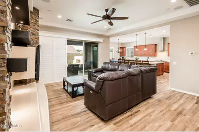 11581 W Red Hawk Drive, Peoria, AZ 85383 - Photo 10