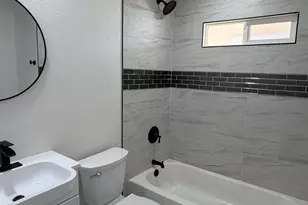 1641 W Andorra Dr, Phoenix, AZ 85029 - Photo 6