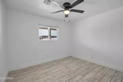 5046 N 41st Drive, Phoenix, AZ 85019 - Photo 16