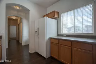 554 E San Carlos Way, Chandler, AZ 85249 - Photo 10