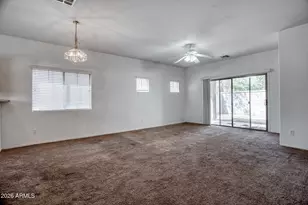 554 E San Carlos Way, Chandler, AZ 85249 - Photo 4