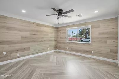 5050 N 41st Drive, Phoenix, AZ 85019 - Photo 10