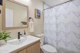 5050 N 41st Dr, Phoenix, AZ 85019 - Photo 14