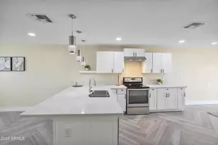 5050 N 41st Dr, Phoenix, AZ 85019 - Photo 6