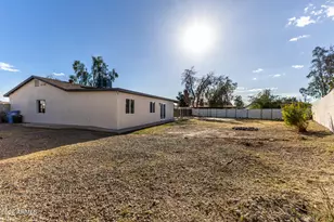 8226 W Meadowbrook Ave, Phoenix, AZ 85033 - Photo 46